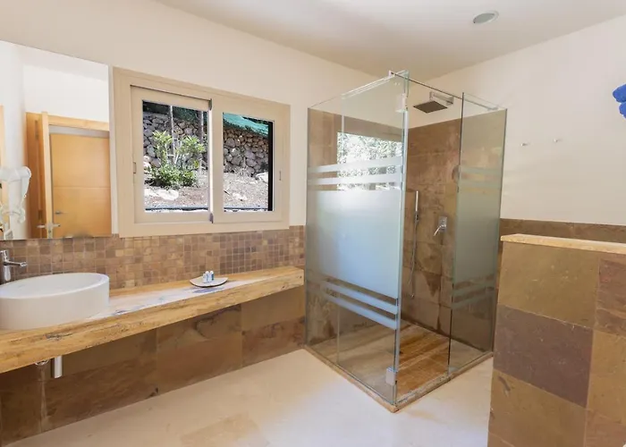 Maitreya * סון באו